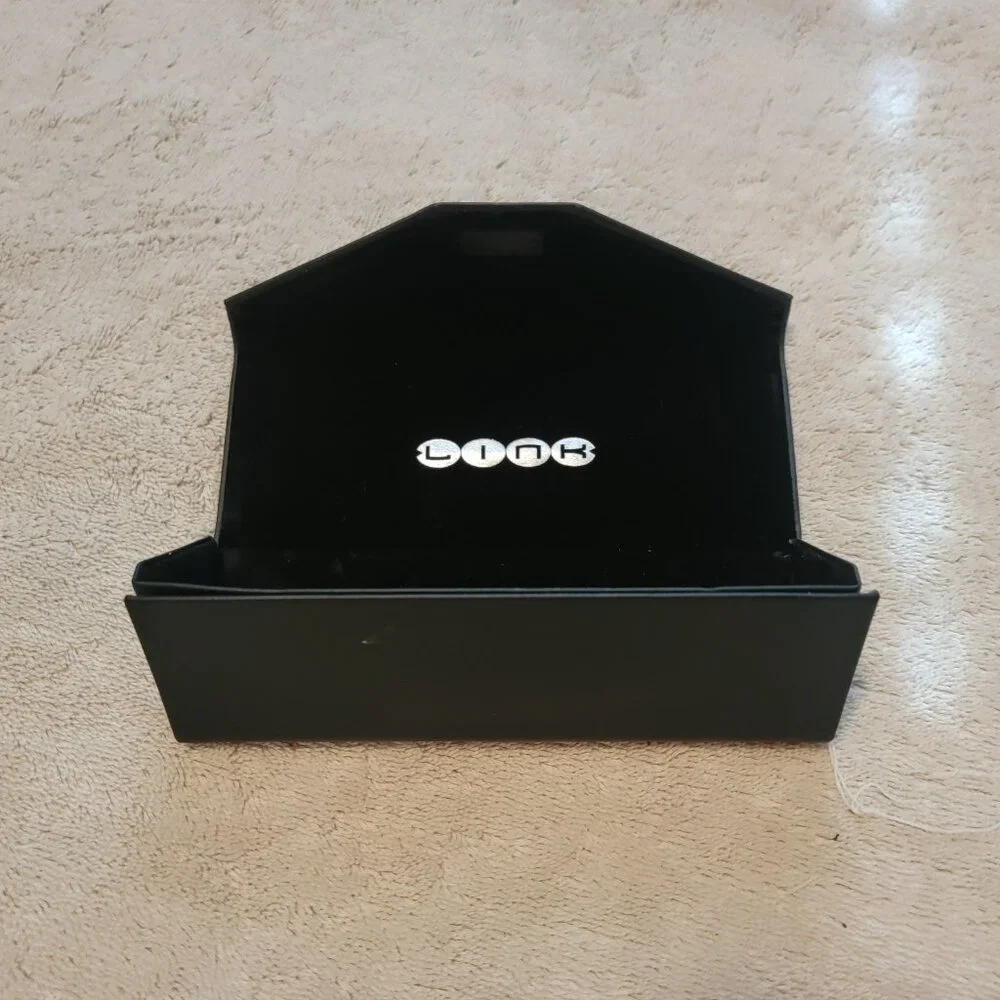 Link Black Triangle/Fold Flat Sunglass or Eyeglass Case Hard Side